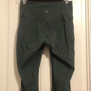 lululemon leggings size 6